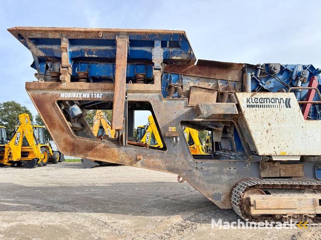 Kleemann MR110Z-EVO-Up-to-350-t-h-8m³-hopper-volume