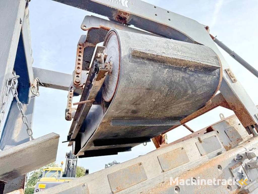 Kleemann MR110Z-EVO-Up-to-350-t-h-8m³-hopper-volume