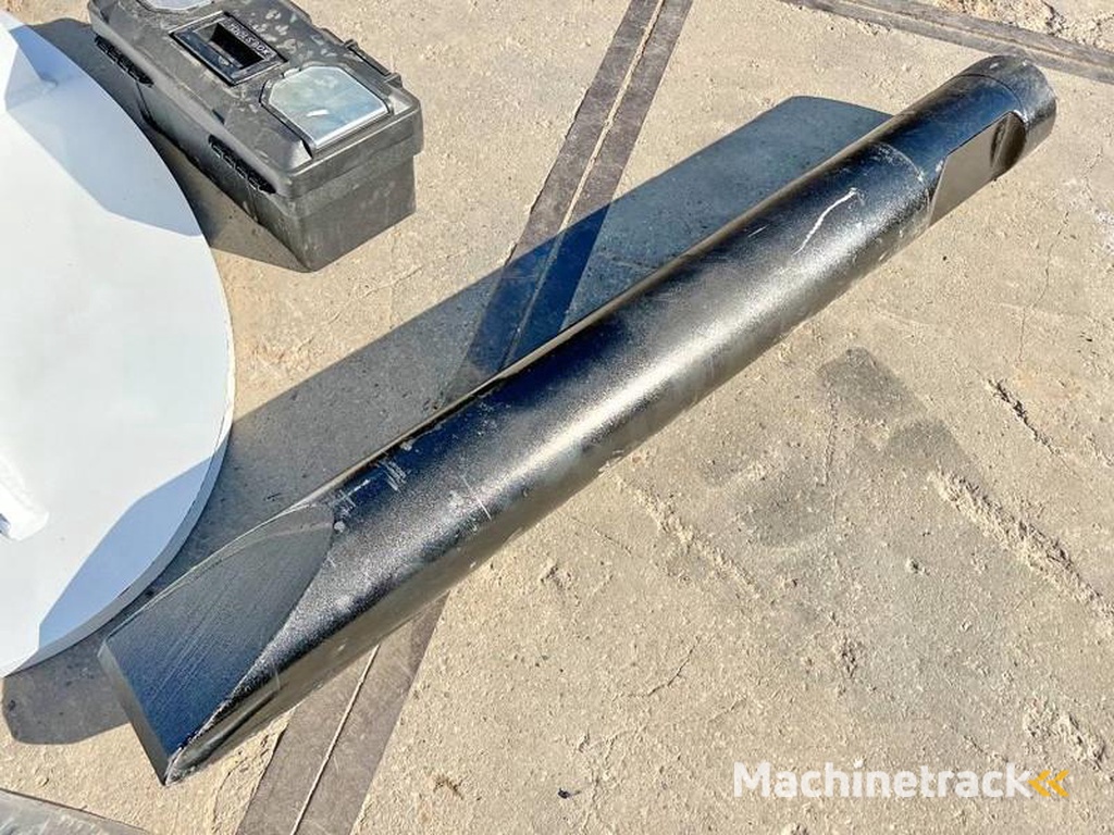 nc 3000 hammer / 27-40 Ton / Hydraulic Breaker /