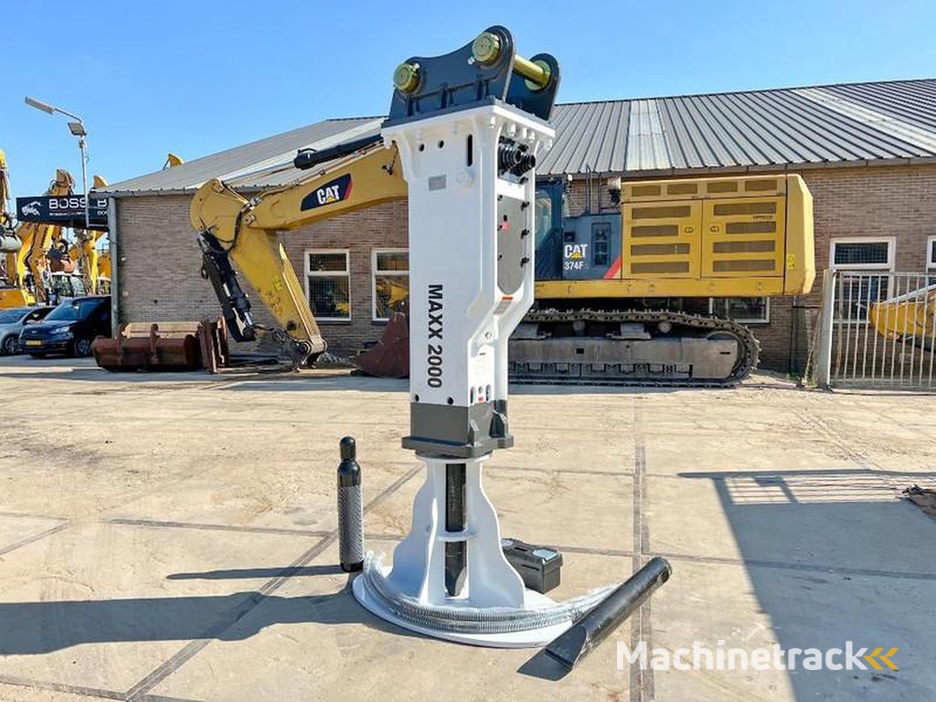 nc 2000 hammer / 18-26 ton /hydraulic breaker /