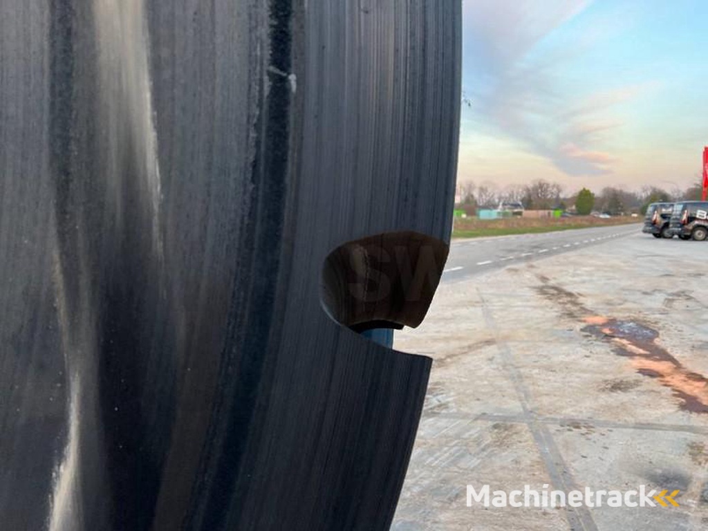 Michelin X-Mine-D2-45-65R45-Tyre-x-2