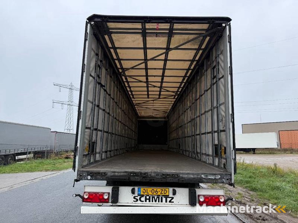 Schmitz-Cargobull SCB*S3T Drankentrailer / 3 Axles / Speed Curtain