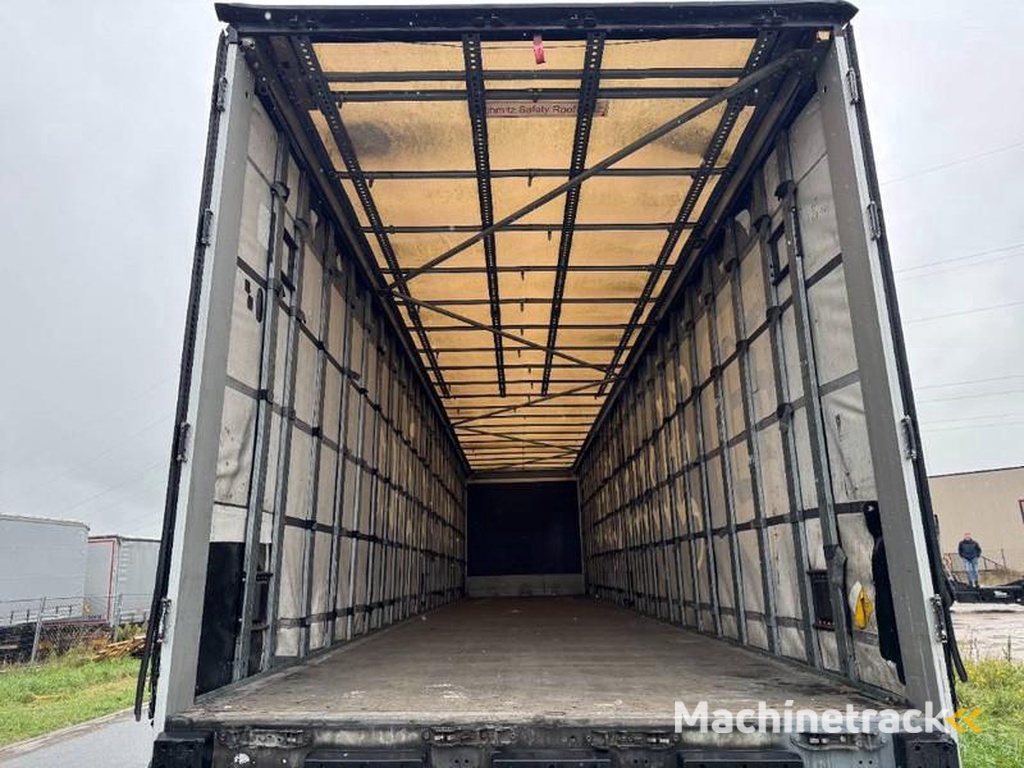 Schmitz-Cargobull SCB*S3T Drankentrailer / 3 Axles / Speed Curtain