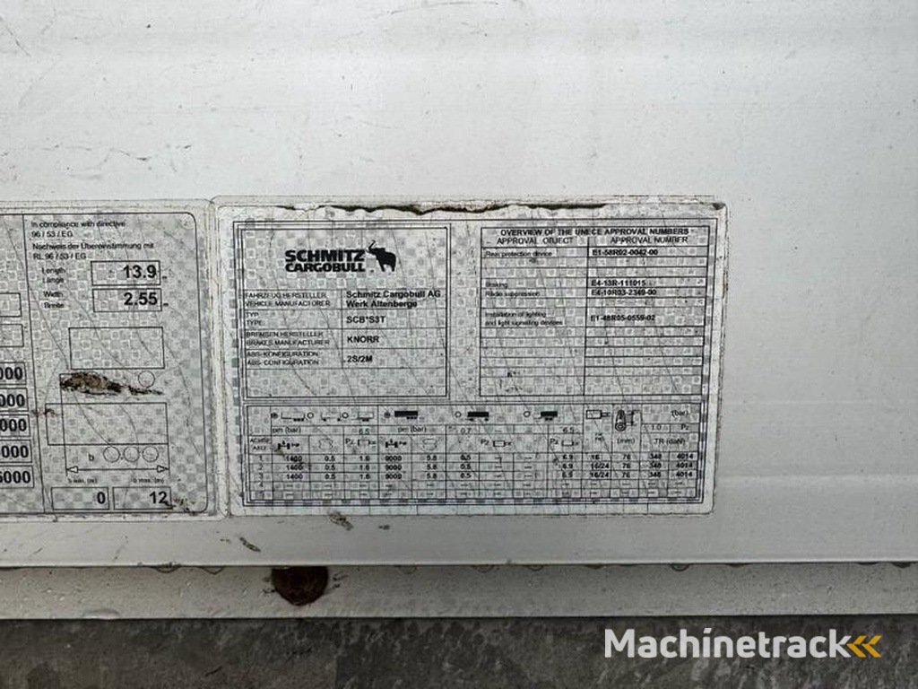Schmitz-Cargobull SCB*S3T Drankentrailer / 3 Axles / Speed Curtain