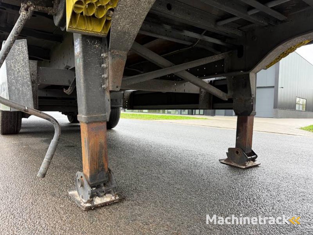 Schmitz-Cargobull SCB*S3T Drankentrailer / 3 Axles / Speed Curtain