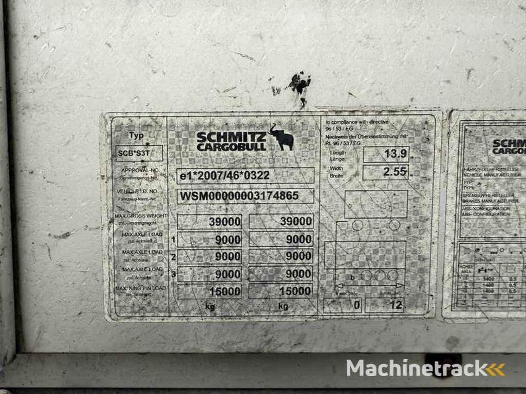 Schmitz-Cargobull SCB*S3T Drankentrailer / 3 Axles / Speed Curtain