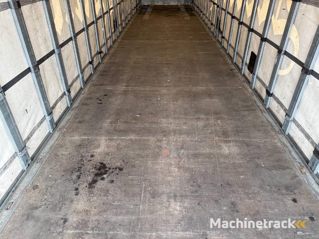 Schmitz-Cargobull SCB*S3T Drankentrailer / 3 Axles / Speed Curtain