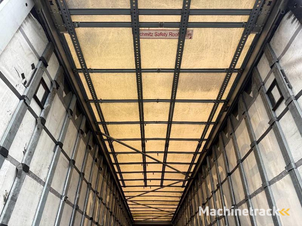 Schmitz-Cargobull SCB*S3T Drankentrailer / 3 Axles / Speed Curtain