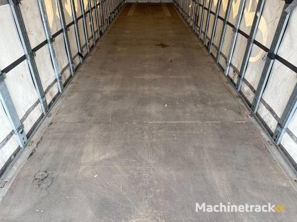 Schmitz-Cargobull SCB*S3T Drankentrailer / 3 Axles / Speed Curtain