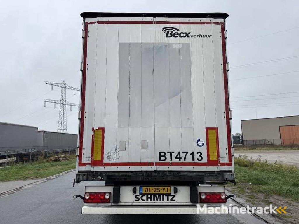 Schmitz-Cargobull SCB*S3T Drankentrailer / 3 Axles / Speed Curtain