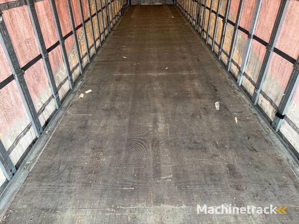 Schmitz-Cargobull SCB*S3T Drankentrailer / 3 Axles / Speed Curtain