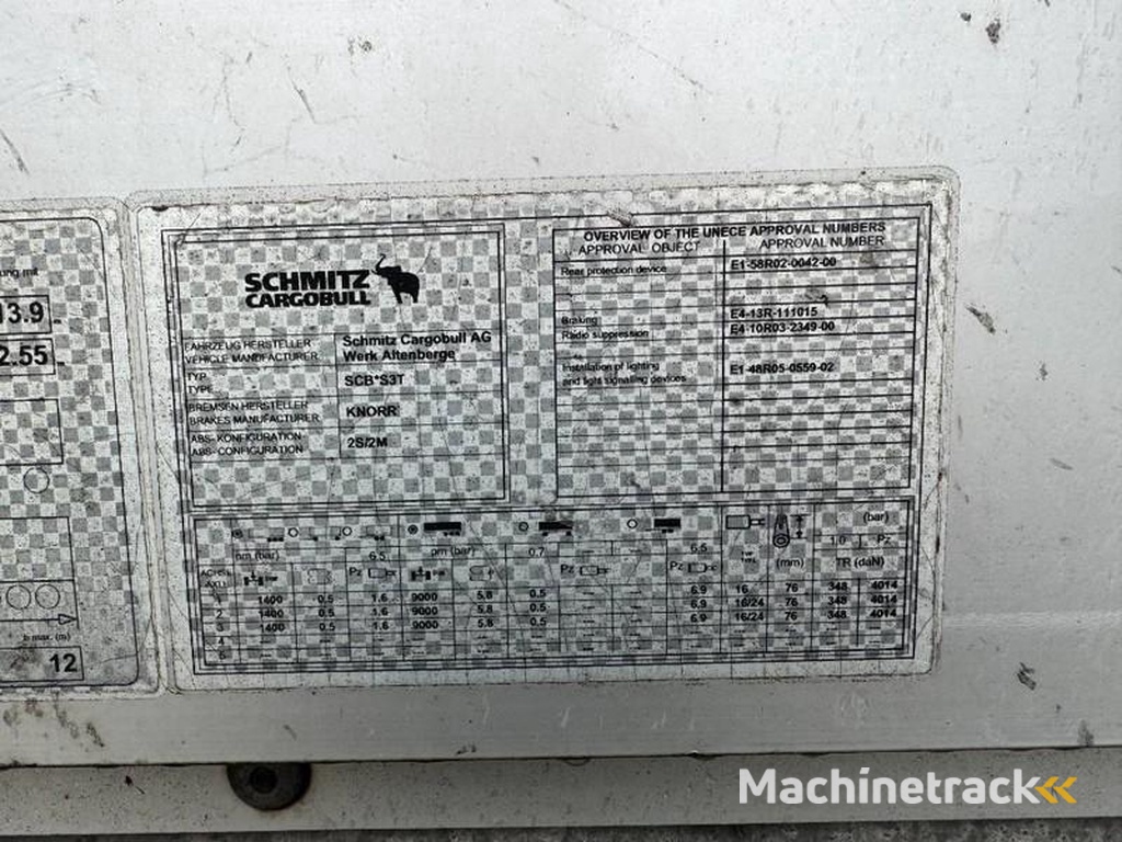 Schmitz-Cargobull SCB*S3T Drankentrailer / 3 Axles / Speed Curtain