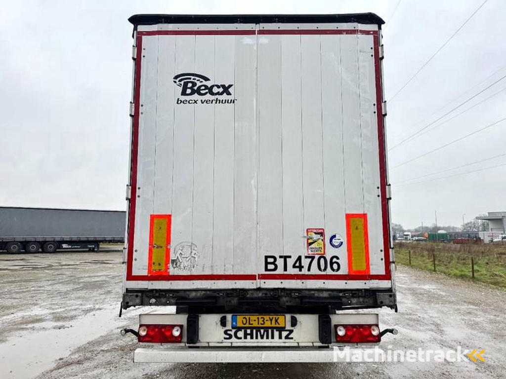 Schmitz-Cargobull SCB*S3T Drankentrailer / 3 Axles / Speed Curtain