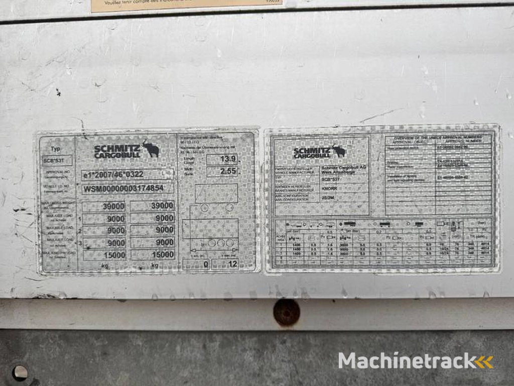 Schmitz-Cargobull SCB*S3T Drankentrailer / 3 Axles / Speed Curtain