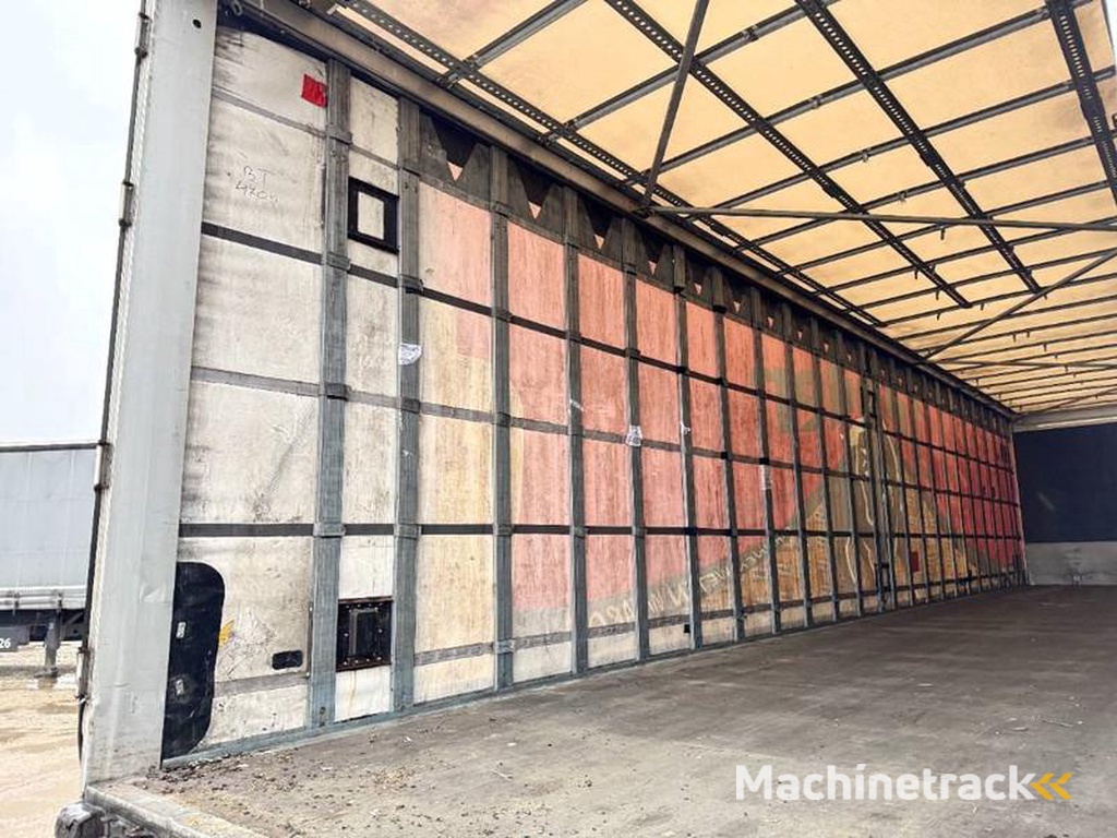 Schmitz-Cargobull SCB*S3T Drankentrailer / 3 Axles / Speed Curtain