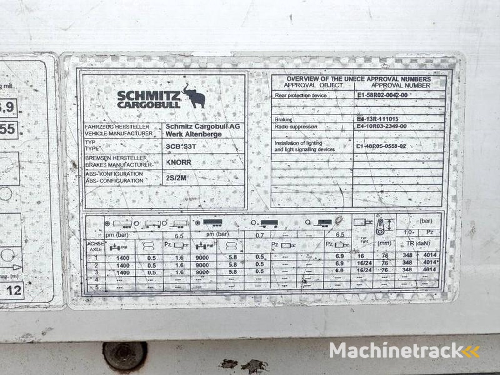 Schmitz-Cargobull SCB*S3T Drankentrailer / 3 Axles / Speed Curtain