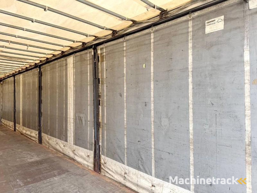 Schmitz-Cargobull S 01