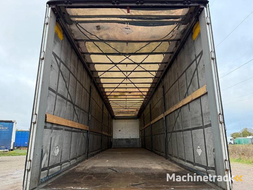 Schmitz-Cargobull S 01