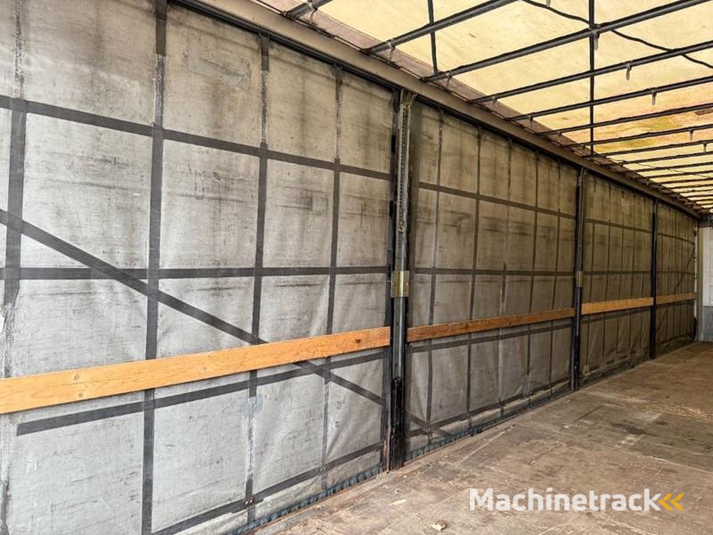 Schmitz-Cargobull S 01