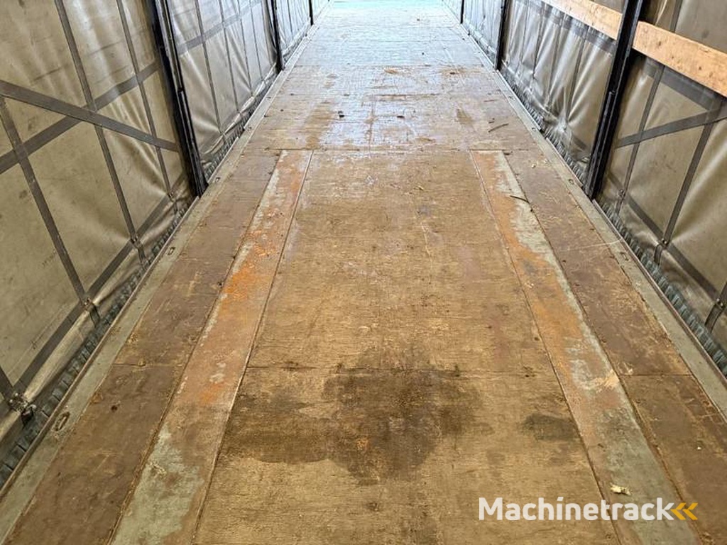 Schmitz-Cargobull S 01