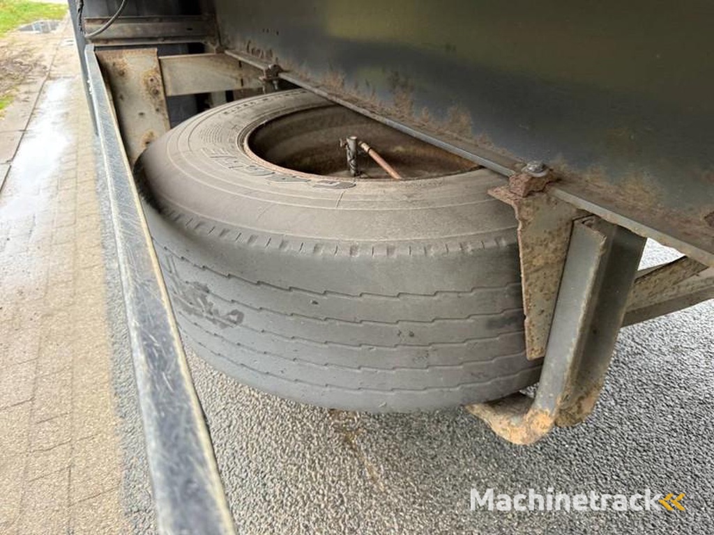 Schmitz-Cargobull S 01