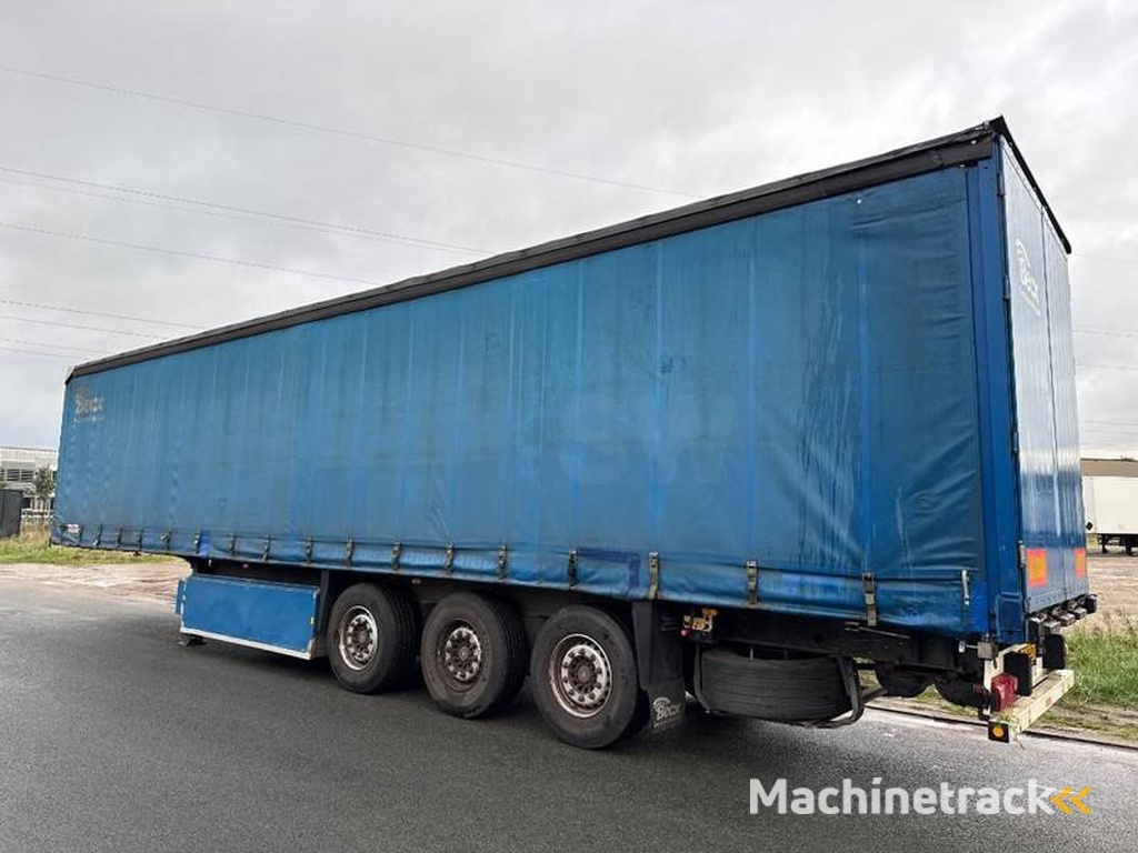 Schmitz-Cargobull S 01