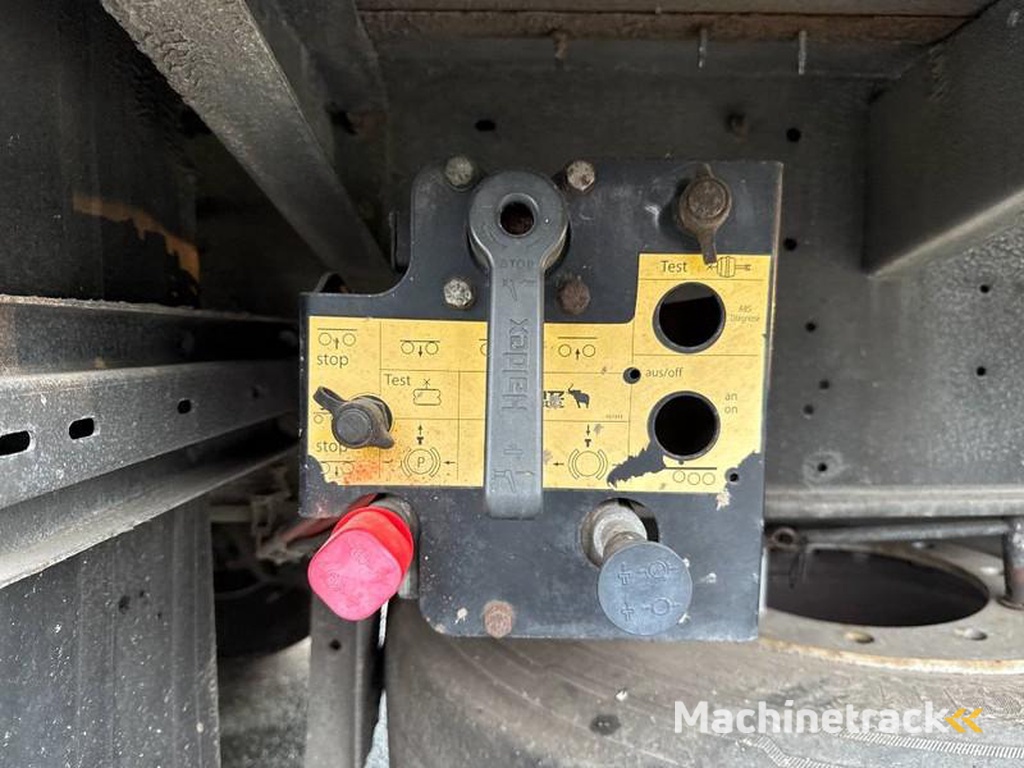 Schmitz-Cargobull S 01