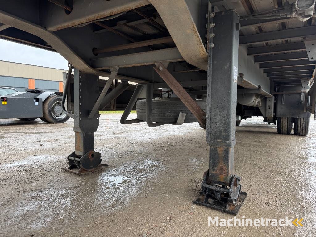 Fruehauf ONCRK 32-220 A - Taillift / Forced Steering