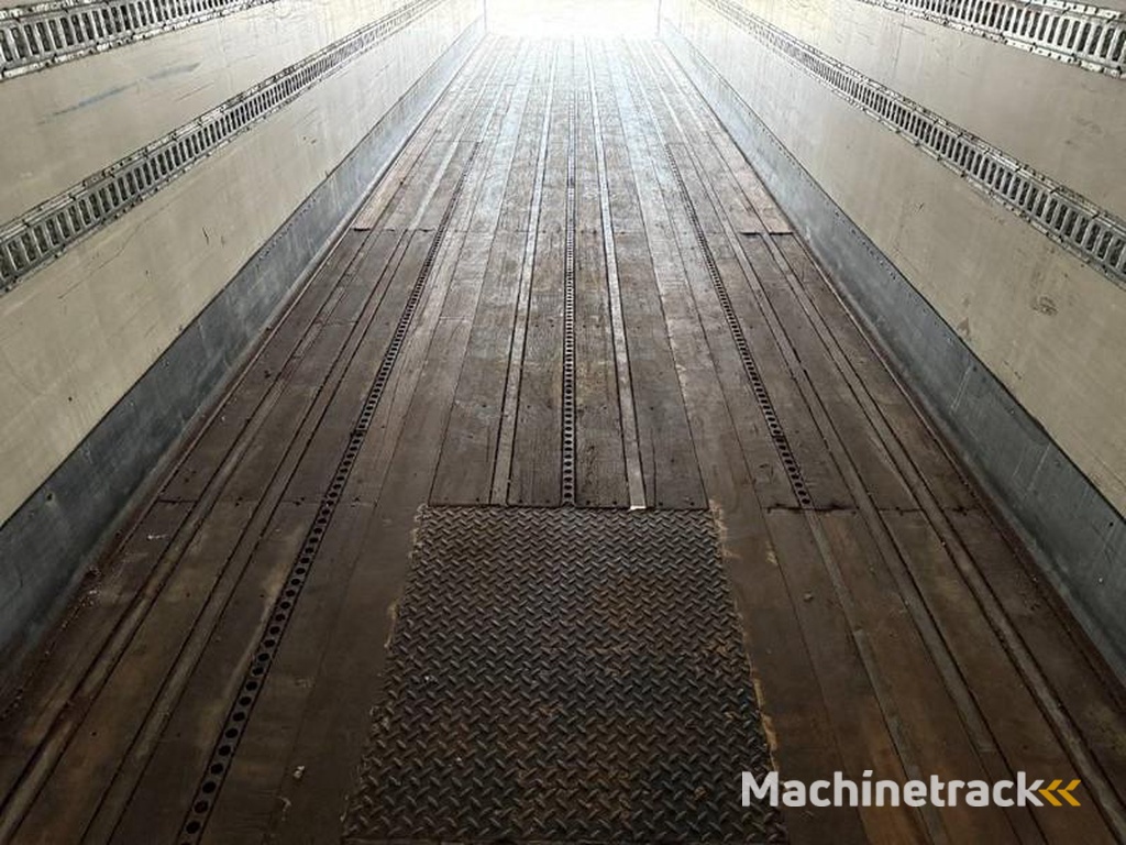 Groenewegen DRO-12-20-B-Tailgate-Forced-Steering