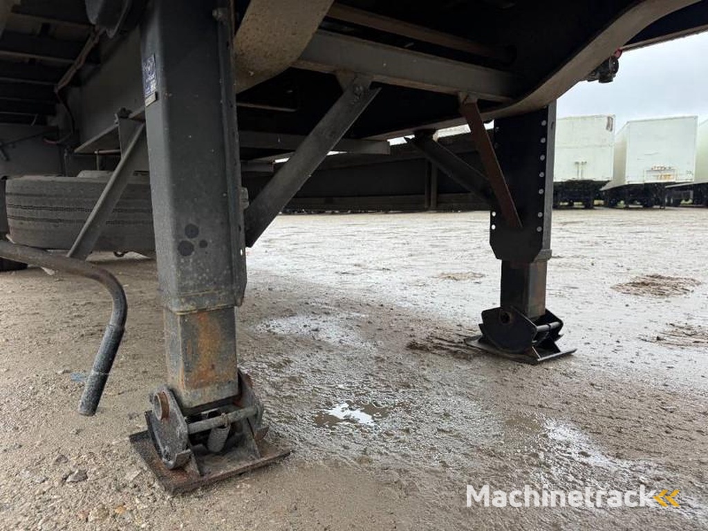 Fruehauf ONCRK-32-220-A-Taillift-Forced-Steering