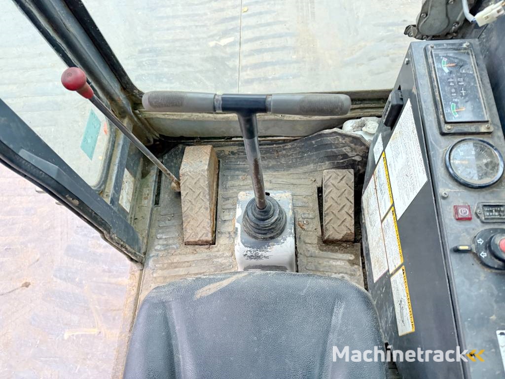 IHI IC 100 - Isuzu Engine / Track Dumper