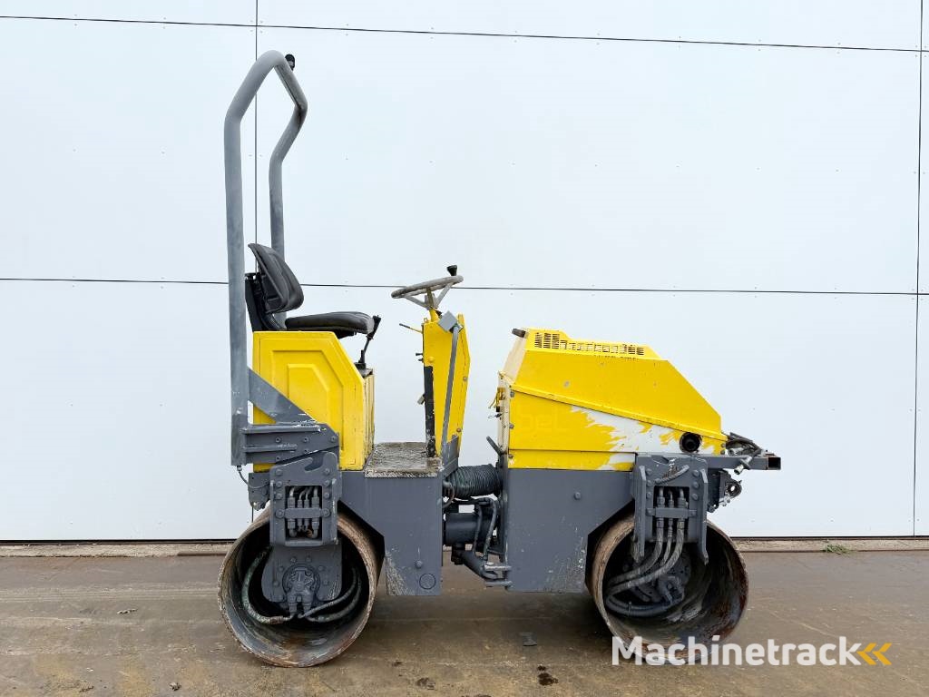 Hamm Vibrating Roller Dutch Machine / Lombardini Engine