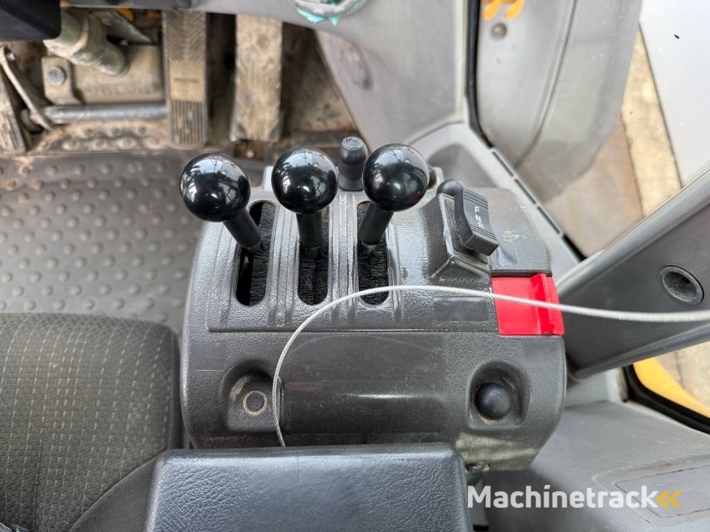 Volvo L90H - 3rd Function / Load Master Weight System