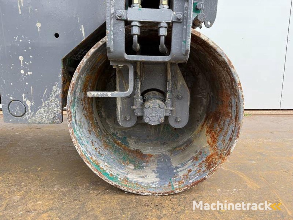 Hamm Vibrating-Roller-Dutch-Machine-Lombardini-Engine