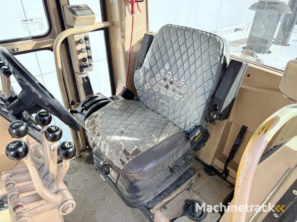 Caterpillar 120H-CE-Certified-Brand-New-Tyres-