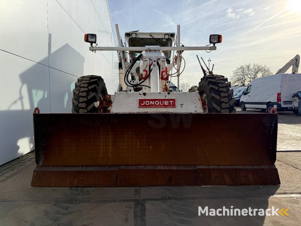 Caterpillar 120H-CE-Certified-Brand-New-Tyres-