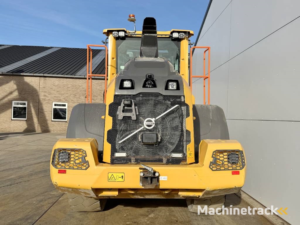 Volvo L70H - Weight System / 3rd Function