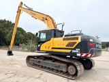 Minituur van Hyundai HX300LR-18m-Long-Reach-2-Units-Available-