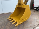 Minituur van Caterpillar 320EL