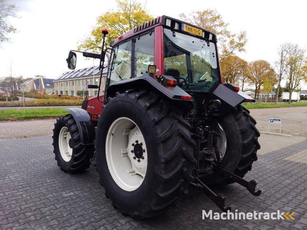 Valtra 6850