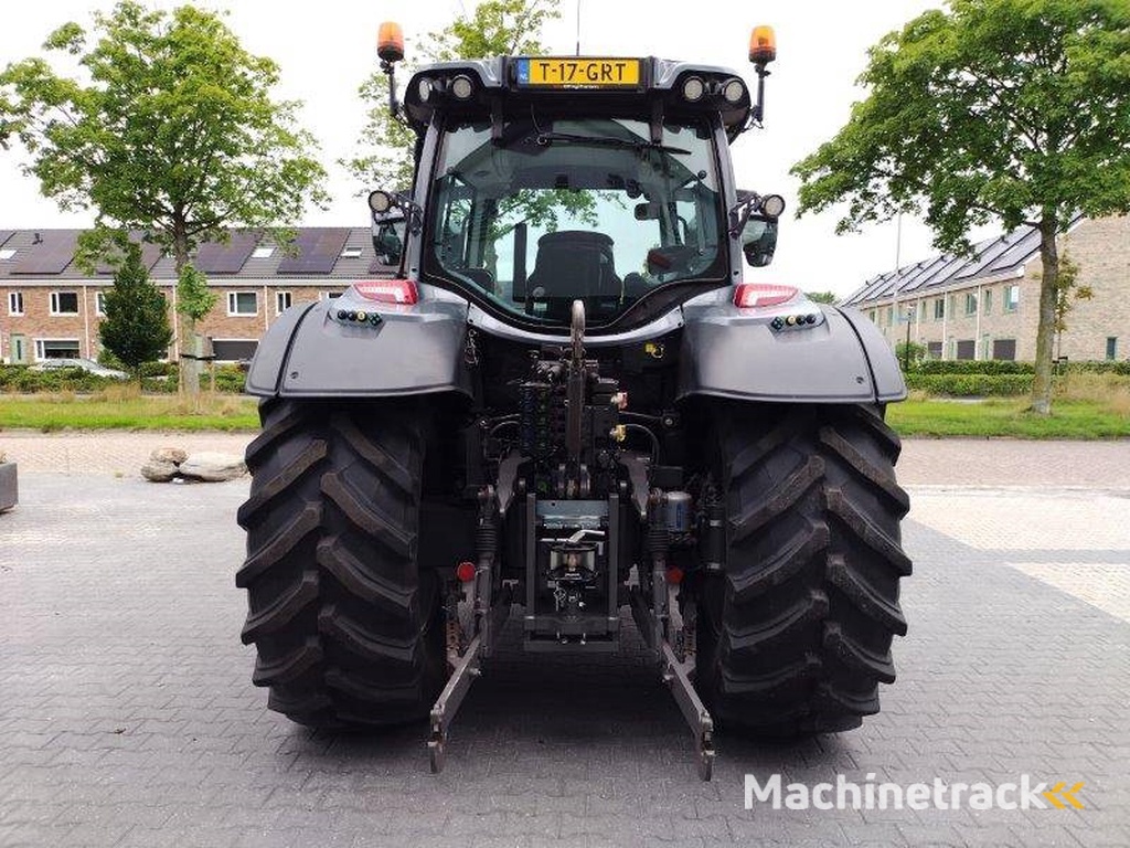 Valtra N174 V
