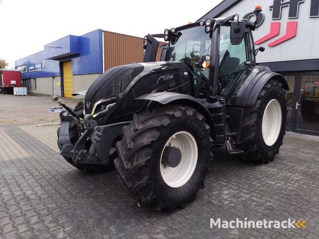 Valtra T235 Versu