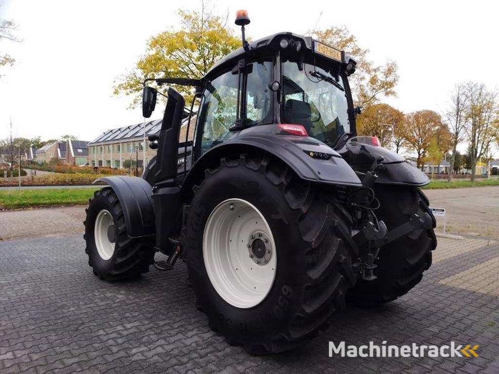 Valtra T235 Versu
