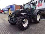 Minituur van Valtra T235 Versu