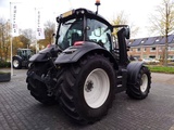 Minituur van Valtra T235 Versu