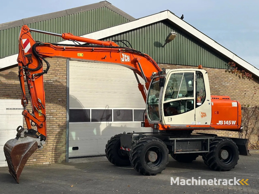 JCB JS145W