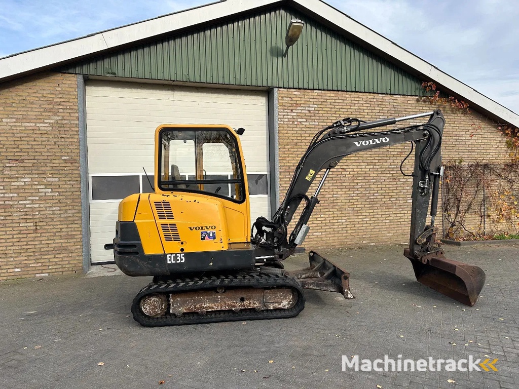 Volvo EC35