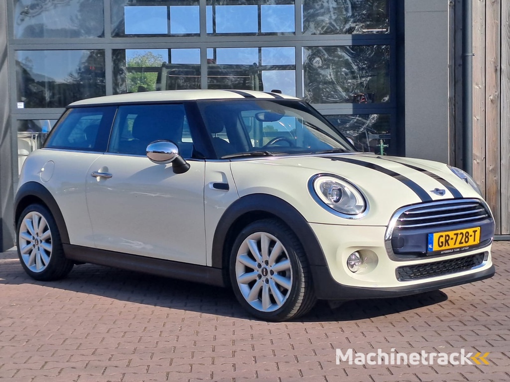 MINI Mini 1.5 Cooper Business | Automaat | LED | Airco | Cruise | Navi | PDC | LMV |