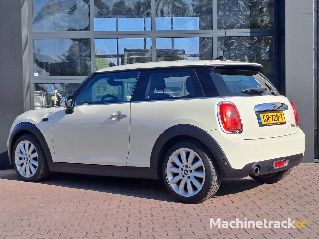 MINI Mini 1.5 Cooper Business | Automaat | LED | Airco | Cruise | Navi | PDC | LMV |