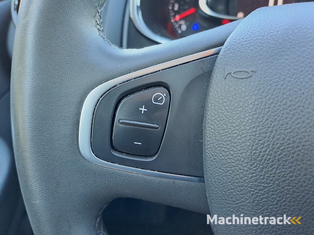 Renault Clio Estate 0.9 TCe Limited | Airco | Cruise | Navi | Trekhaak | LMV |